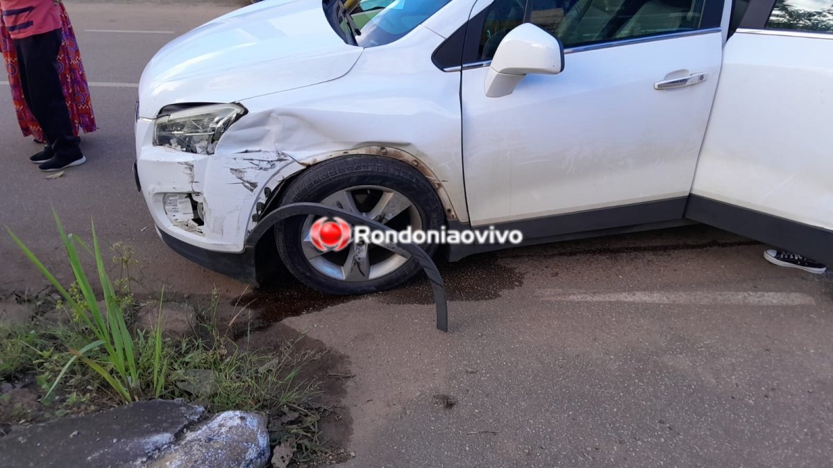 NAÇÕES UNIDAS: Carro se choca contra árvore e fica destruído em grave acidente 
