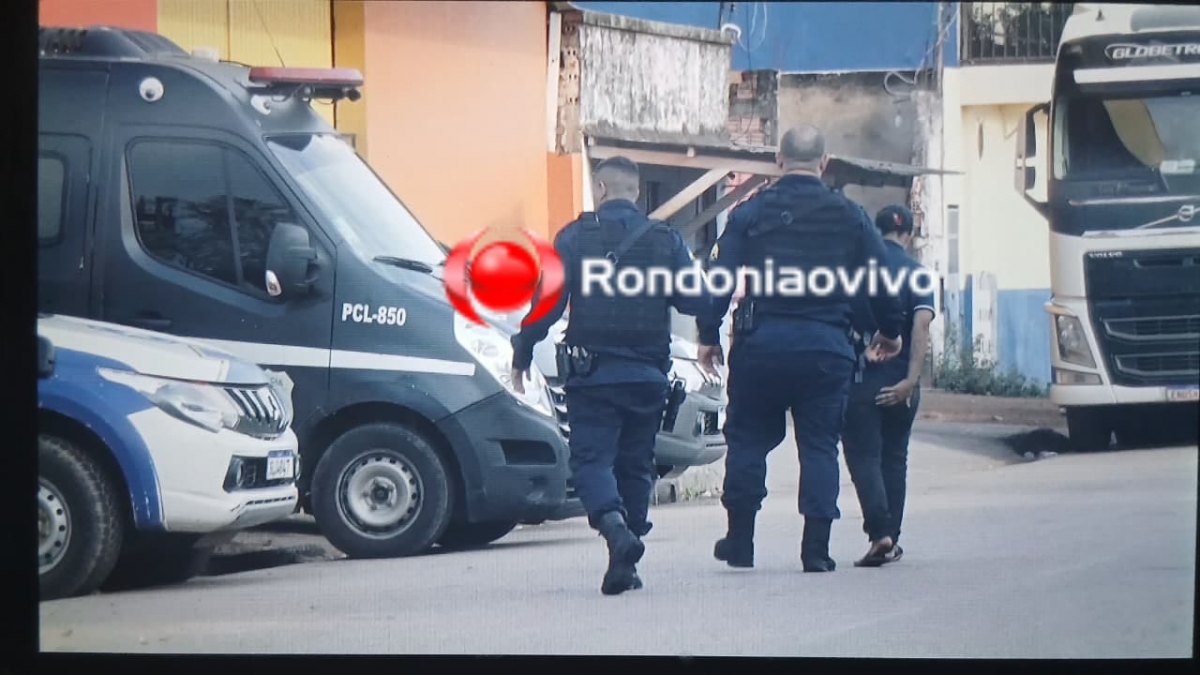 URGENTE: Jovem é presa por tentar matar rival em tabacaria 