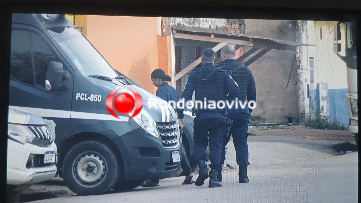 URGENTE: Jovem é presa por tentar matar rival em tabacaria 