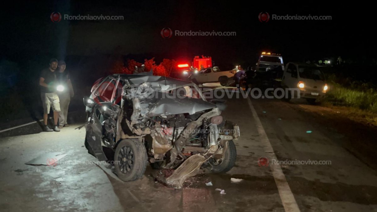 VÍDEO: Grave acidente envolvendo ônibus e dois carros na BR-319 