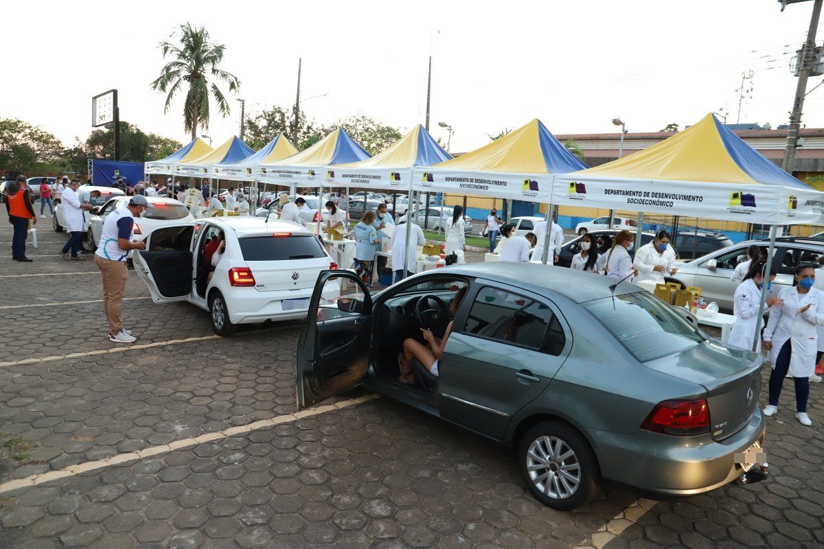 PORTO VELHO: 6° drive-thru da vacinação contra covid-19 é realizada com sucesso