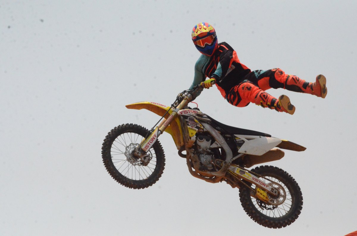 CAMPEONATO ESTADUAL: Machadinho recebe 3° etapa de evento de motocross