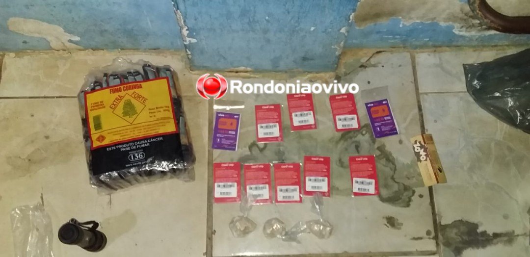 FLAGRANTE: Mototaxista e comparsa são detidos jogando droga para dentro de presídio