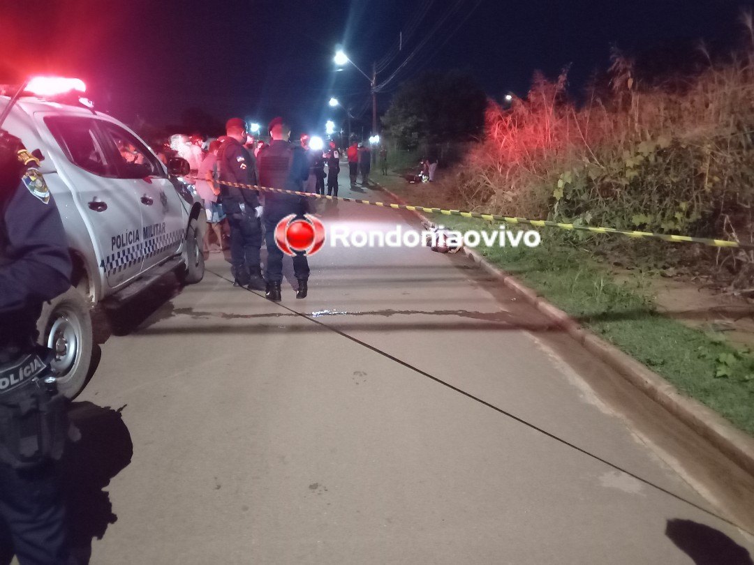 VÍDEO: Homem é executado a tiros por ocupantes de carro