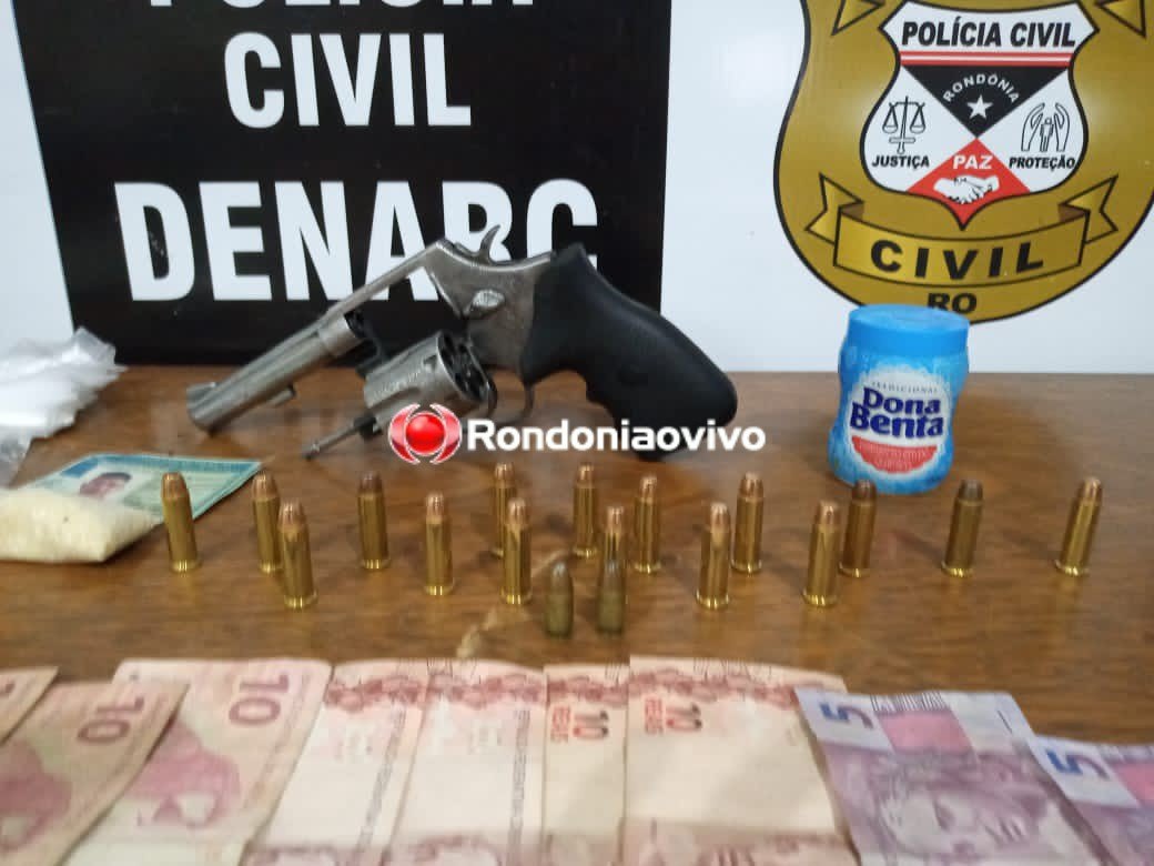 DE NOVO: Acusado de tráfico é preso mais uma vez pelo Denarc com drogas e arma