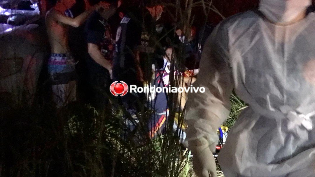 URGENTE: Mulheres ficam feridas após capotamento de caminhonete na BR-319