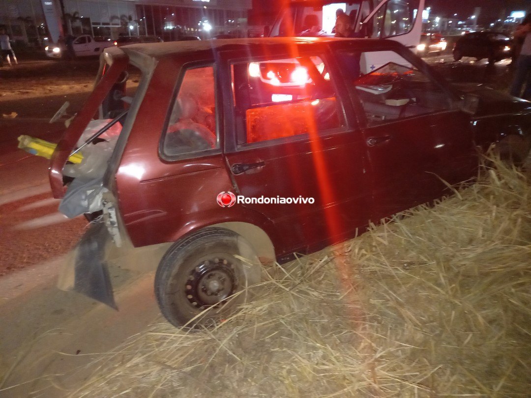 VÍDEO: Gravíssimo acidente entre carros na BR-364 deixa casal ferido