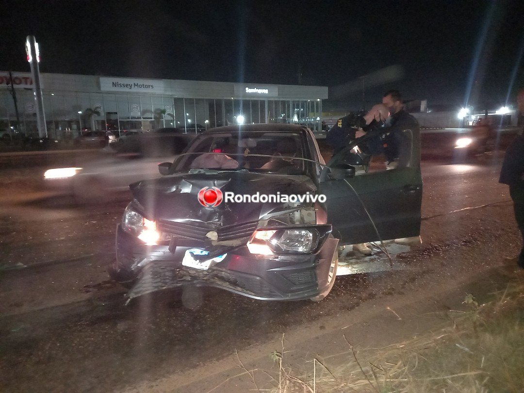 VÍDEO: Gravíssimo acidente entre carros na BR-364 deixa casal ferido