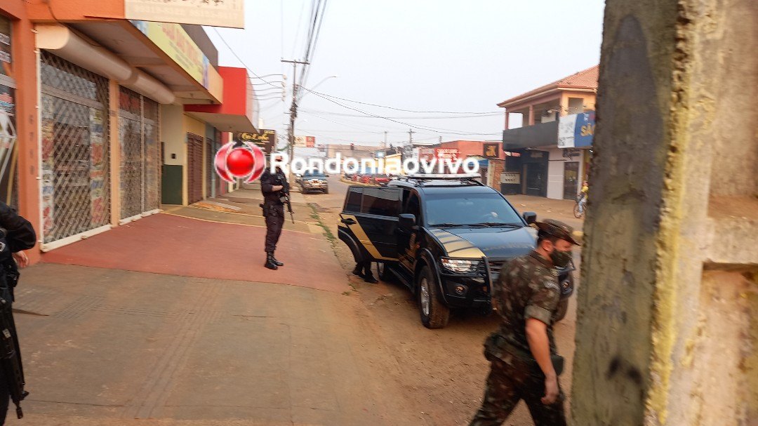 CANAÃ: Operação prende empresários que vendiam fuzis e metralhadoras para invasores de terras