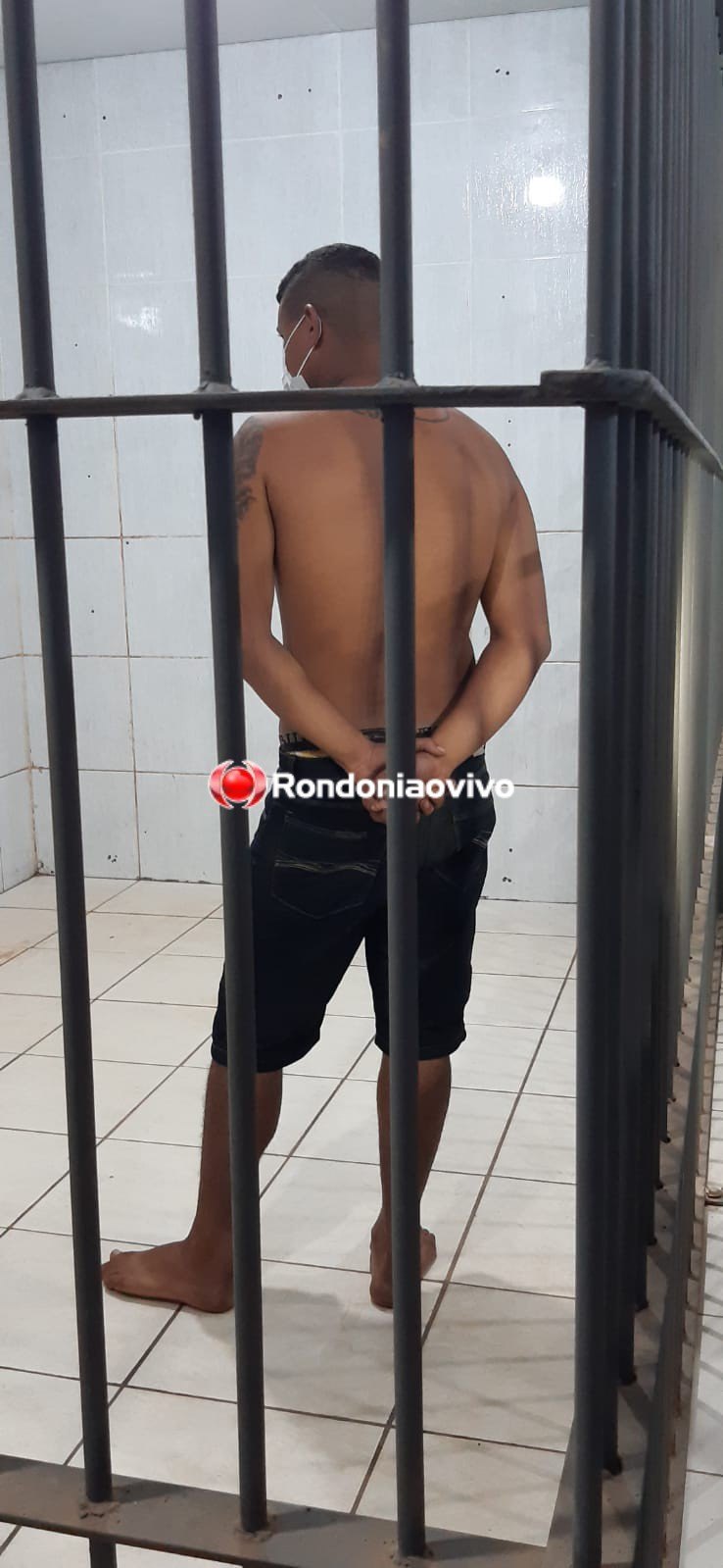 TRÁFICO NA SUL: Casal é flagrado com quatro quilos de maconha e R$ 10 mil