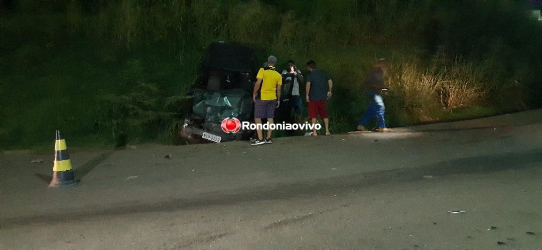 GRAVE ACIDENTE: Caminhão desgovernado atinge dois carros e promove destruição