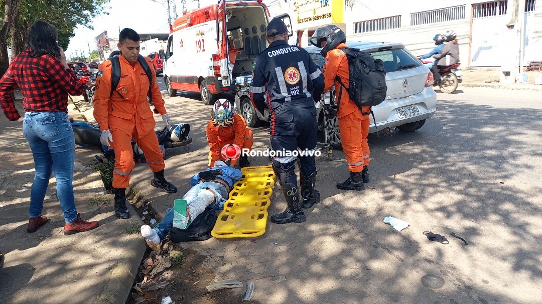 VÍDEO: Motociclista quebra a perna ao ser atropelado por carro na Pinheiro Machado