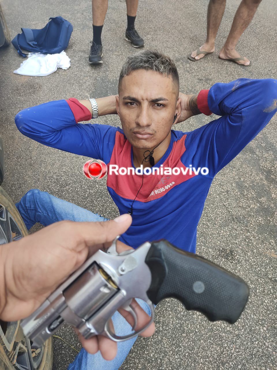 NO CENTRO: Policial militar de folga flagra roubo e prende assaltante armado