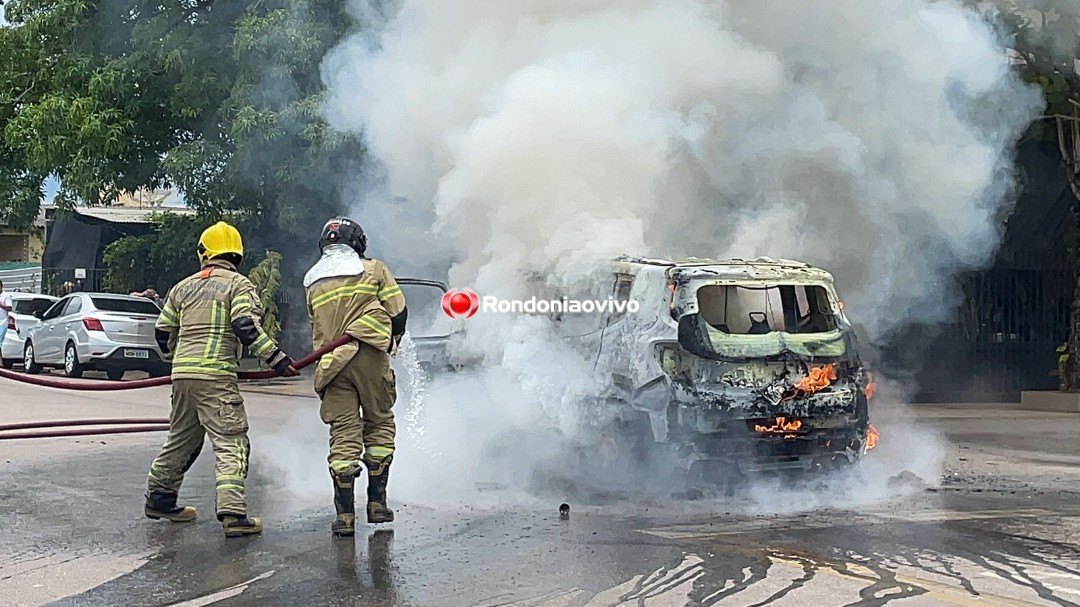 ASSISTA: Jeep é destruído por incêndio no Centro de Porto Velho