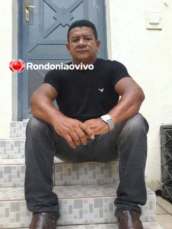 VÍDEO: Motociclista morre após bater violentamente em muro