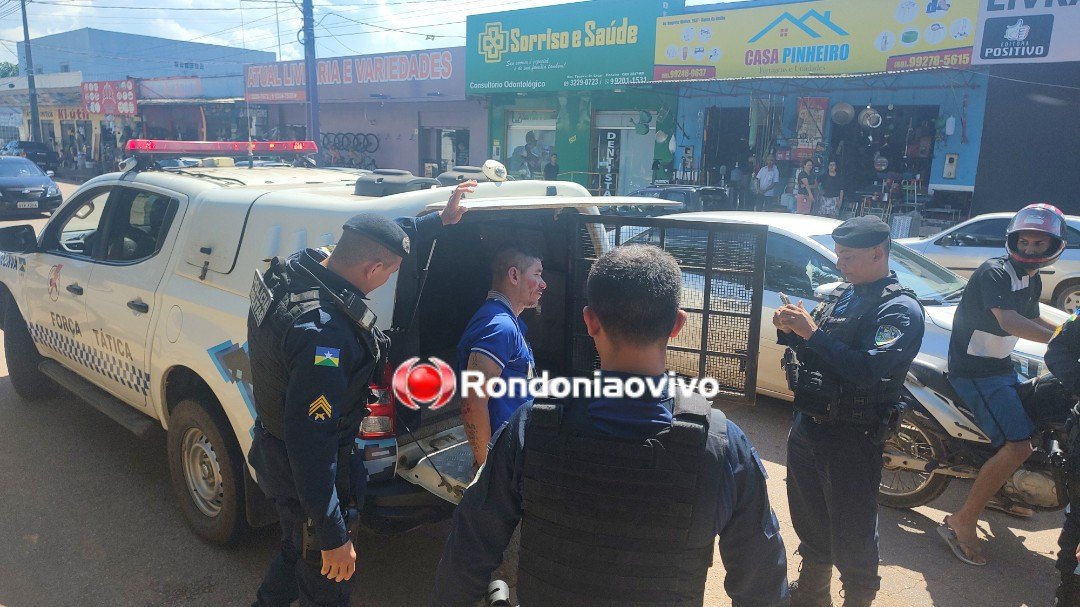 VÍDEO: Criminoso é espancado pela população após furar vítima para furtar moto