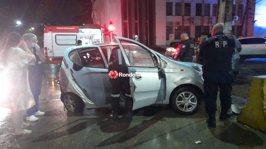 NA 7 DE SETEMBRO: Carro é destruído ao ser atingido por ônibus e duas pessoas ficam feridas