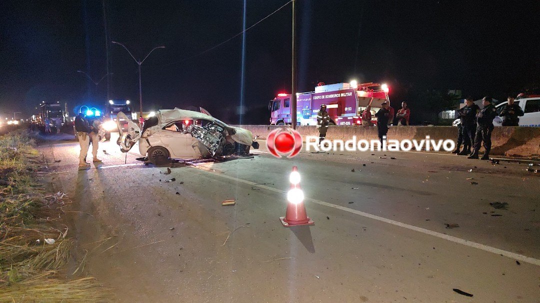 ASSISTA: Criminoso faz roubo e morre após capotar carro na BR-364