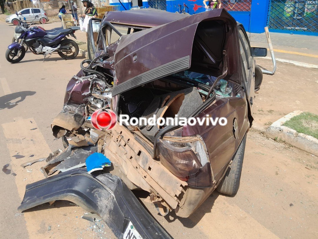 VÍDEO: Carro estacionado é arrastado por ônibus em grave batida na Mamoré 