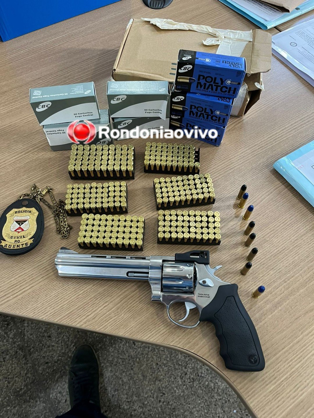 URGENTE: Operação da PC prende membros de grupo criminoso negociando armas para ataques 