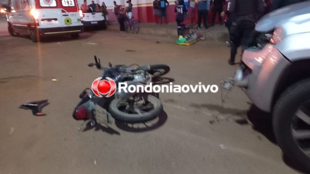 URGENTE: Motorista de Amarok avança preferencial deixa duas vítimas com graves lesões
