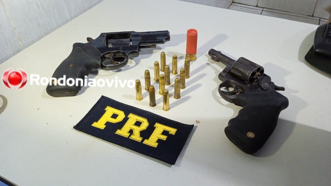 DESCOBERTO: Trio é preso com armas escondidas em filtro de ar de Vectra 