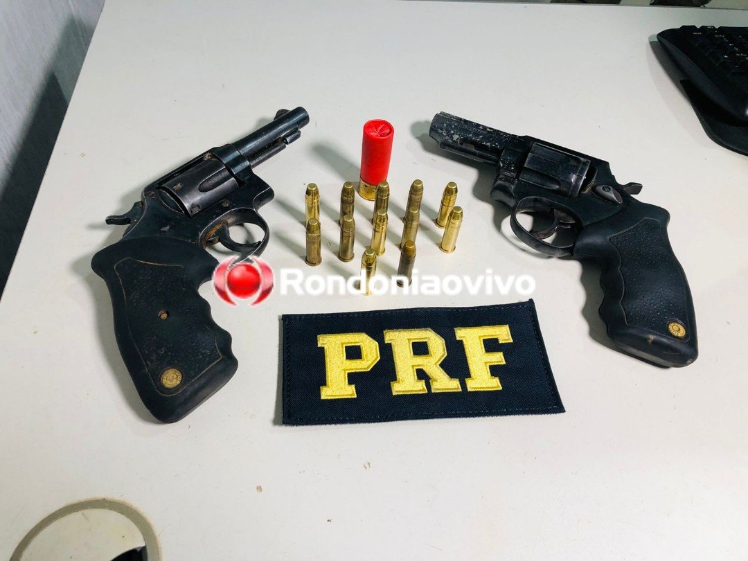 DESCOBERTO: Trio é preso com armas escondidas em filtro de ar de Vectra 