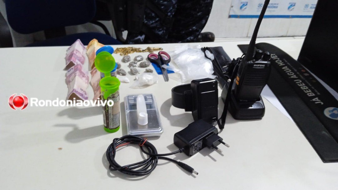 NO ORGULHO: Olheiro de grupo criminoso é preso com droga e rádio HT após arrancar tornozeleira 
