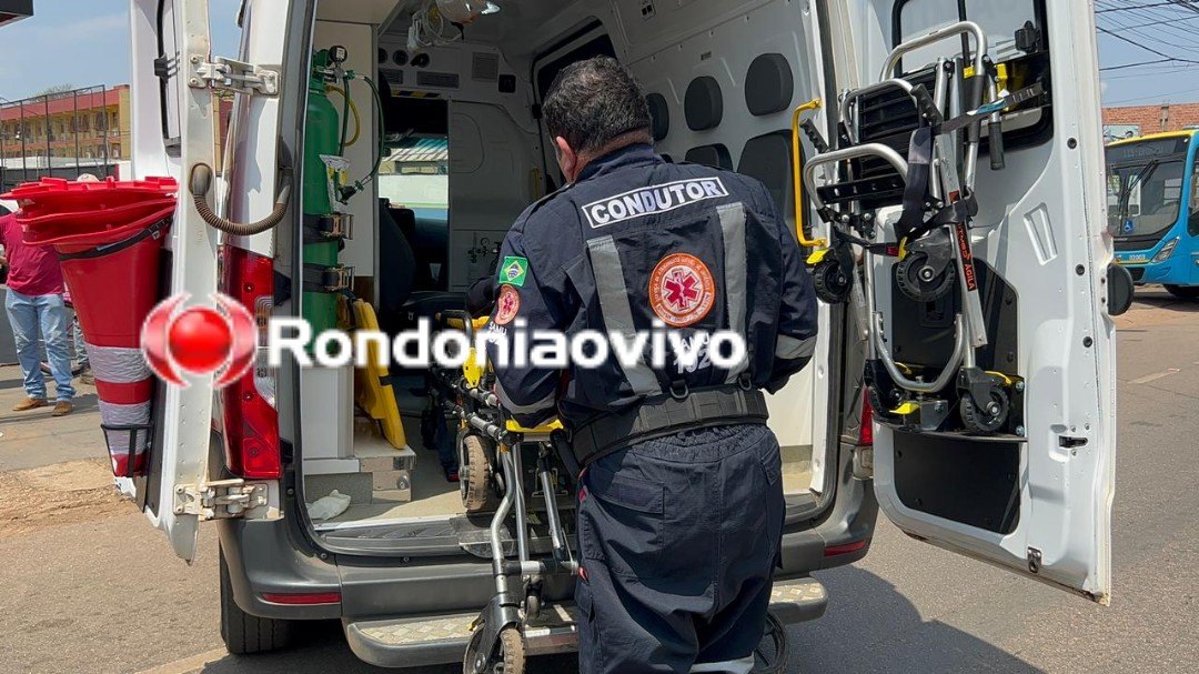 DOIS FERIDOS: Motociclista colide contra carro e é atropelado por outra moto