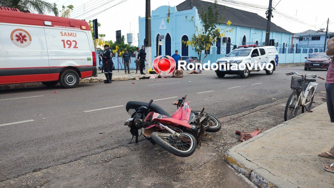 VÍDEO: Mulheres sofrem fraturas expostas nas pernas em grave acidente