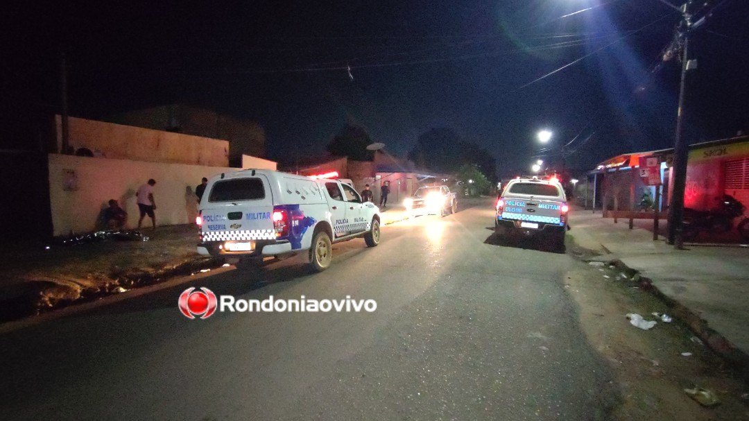 VÍDEO: Mulher é assassinada brutalmente na calçada de comércio na capital