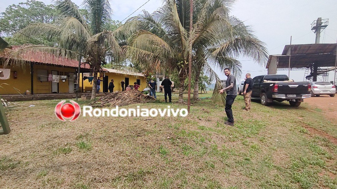 JUNTO COM TÊNIS: Cachorro é encontrado com pé humano na boca e PM é acionada