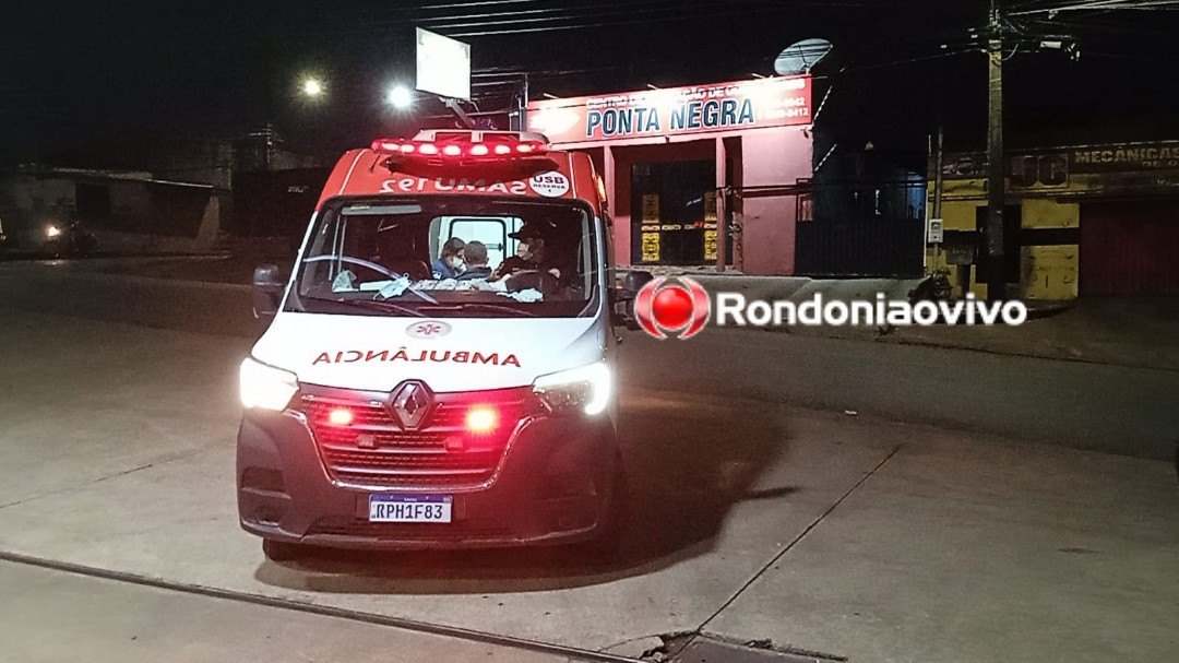 'DO NADA': Mulher é ferida por homem que surtou em conveniência e saiu atacando clientes 