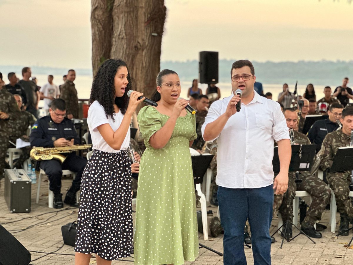 MUSICAL: Banda de Música da Brigada faz show público na EFMM