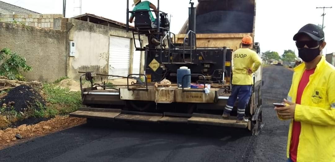 VEREADOR: Rua do bairro Lagoinha recebe asfalto a pedido de Alan Queiroz
