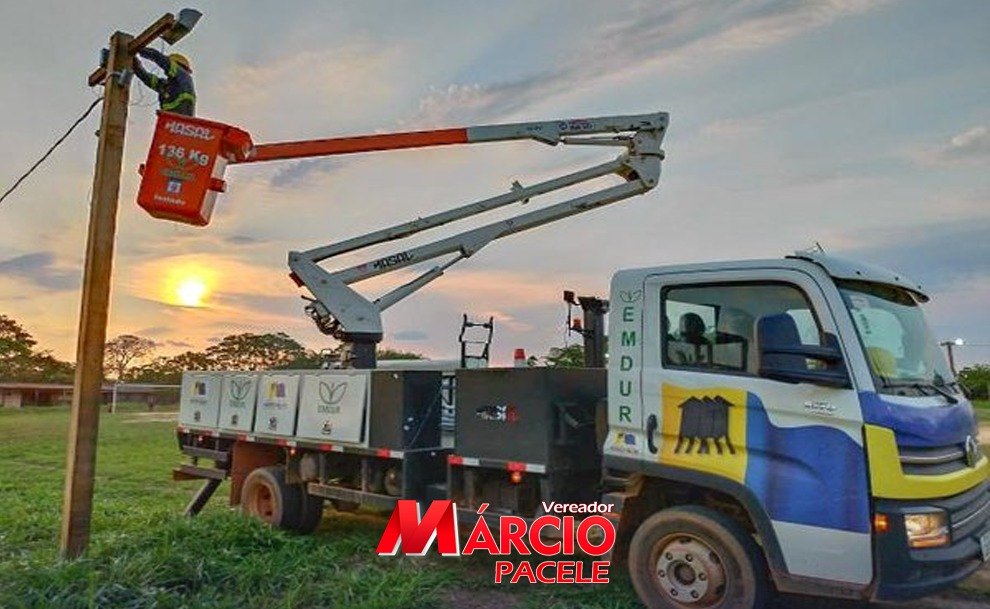 NO FLAMBOYANT: Prefeitura atende Marcio Pacele, faz iluminação e começa a sinalizar ruas 