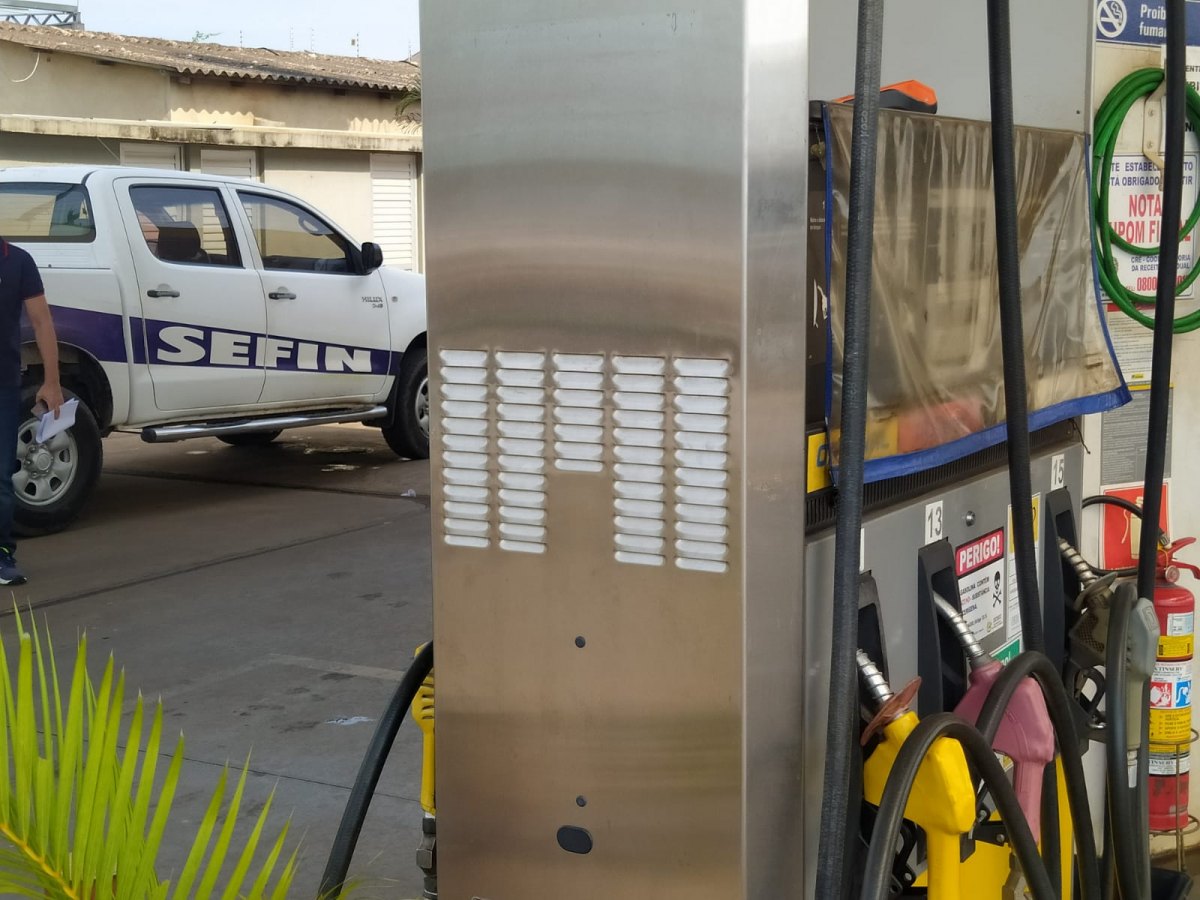 VEJA VÍDEO: Governo realiza operação para coibir aumento abusivo em postos de combustíveis na capital 