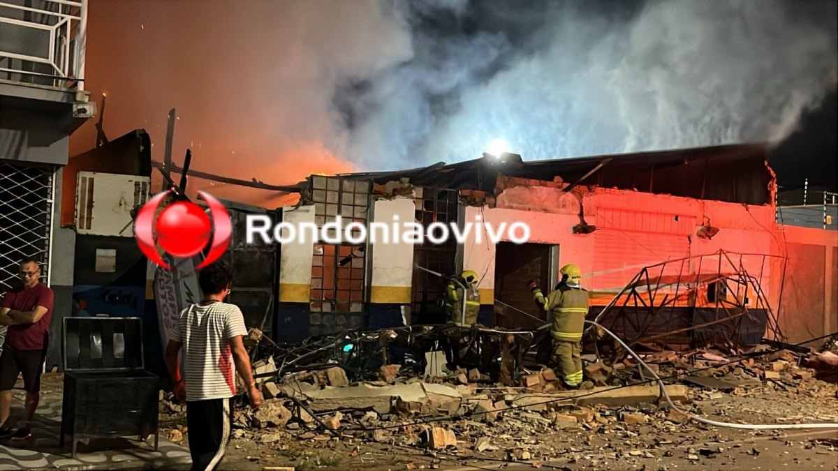 URGENTE: Oficina de motos é destruída por incêndio no Centro