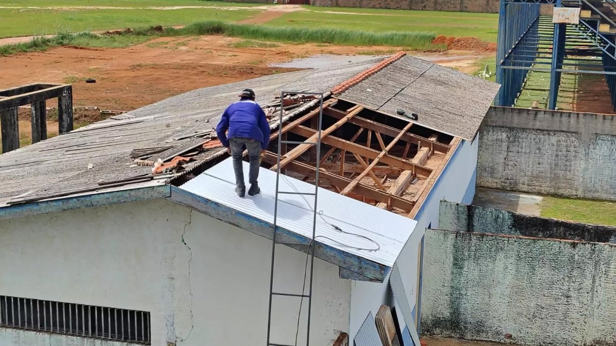 PALCOS DO FUTEBOL: Cinco estádios de futebol rondonienses estão com obras em andamento 