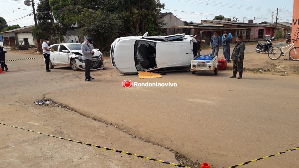 GRAVE: Acidente com capotamento envolvendo três veículos deixa entregador de água ferido