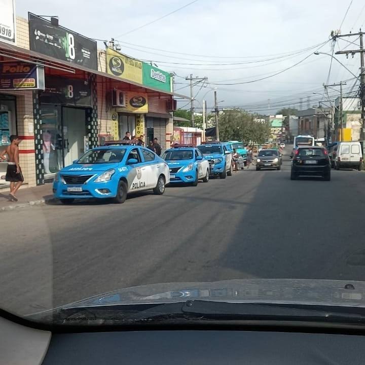 População invade supermercado por protesto aos altos preços 