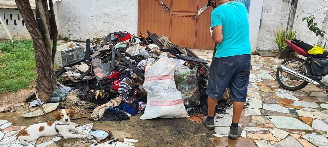 SOLIDARIEDADE: Família que teve casa incendiada recebe ajuda e começa reconstruir residência