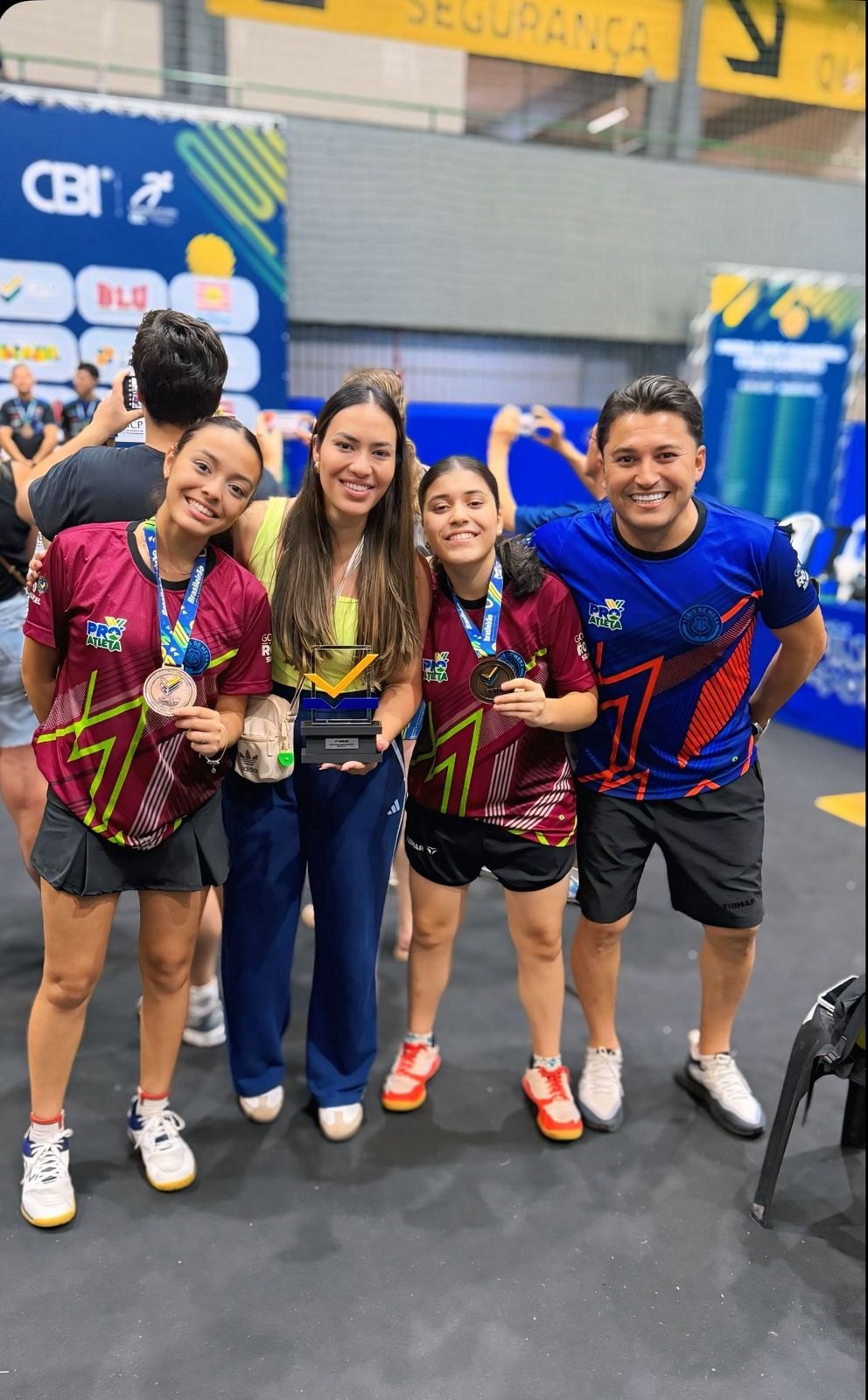 MENINAS DE ROND&Ocirc;NIA: Pietra e Let&iacute;cia Tagino brilham no Campeonato Brasileiro de T&ecirc;nis de Mesa