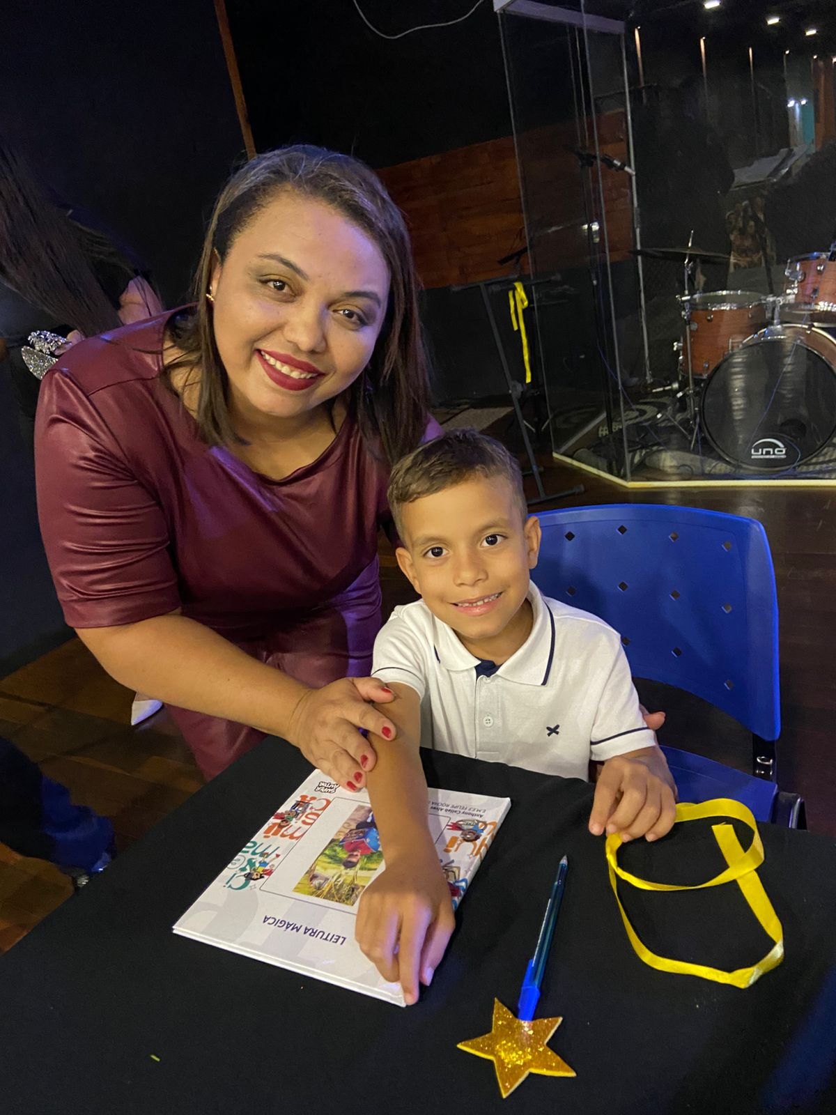 PROJETO SUPER AUTOR: Estudantes da Escola Felipe Rocha de Lima realizam noite cultural