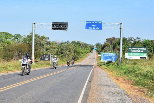 AVENTURA: Expedição Redrider saiu de Rio Branco e percorrerá de moto RO, AM e RR