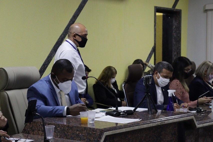 VEREADOR: Vanderlei Silva preside audiência de prestação de contas dos conselheiros tutelares 