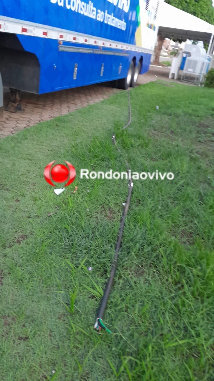 TROPEÇOU: Acusado de furtar cabos elétricos da carreta do SUS é preso e bate a cabeça 