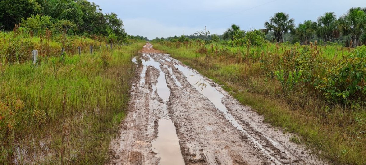 ABANDONO: Descaso do poder público provoca transtornos e atrapalha a vida de famílias