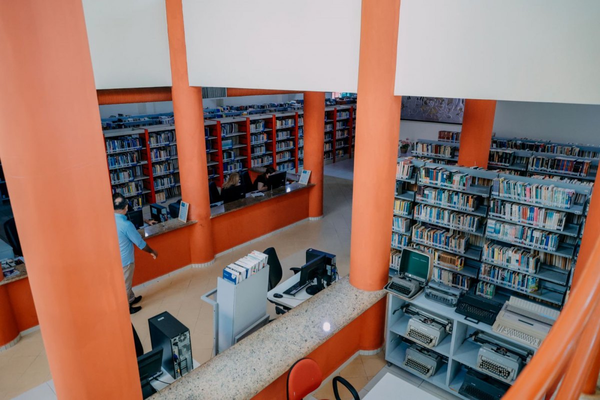 TURISMO: Conheça a Biblioteca Francisco Meirelles e seu entorno histórico