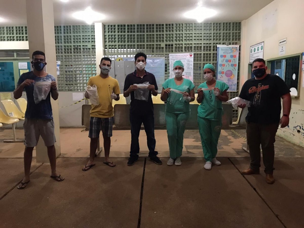 BOA AÇÃO: Alunos da Católica fabricam e doam EPI’s para profissionais de Saúde